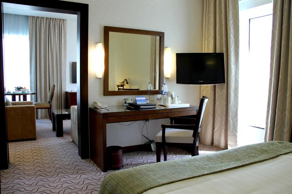 Samaya Hotel Deira Дубай Екстер'єр фото