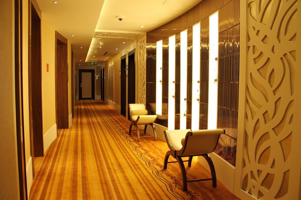 Samaya Hotel Deira Дубай Екстер'єр фото