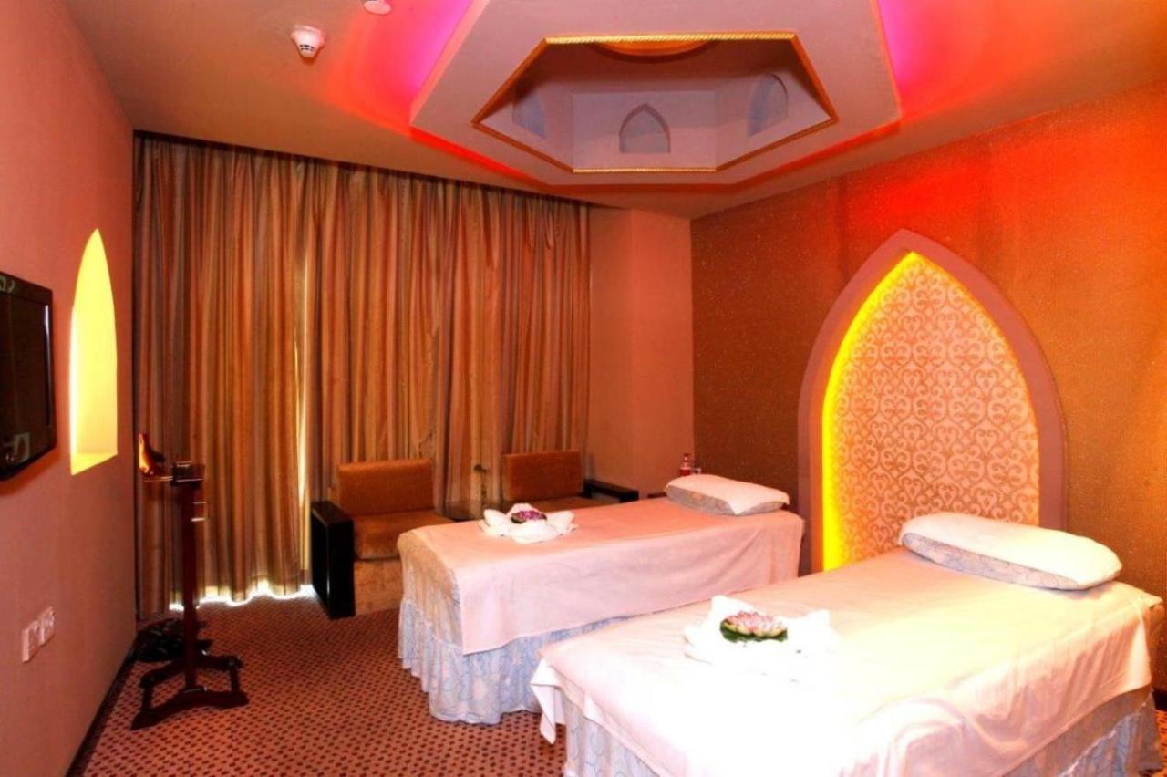 Samaya Hotel Deira Дубай Екстер'єр фото